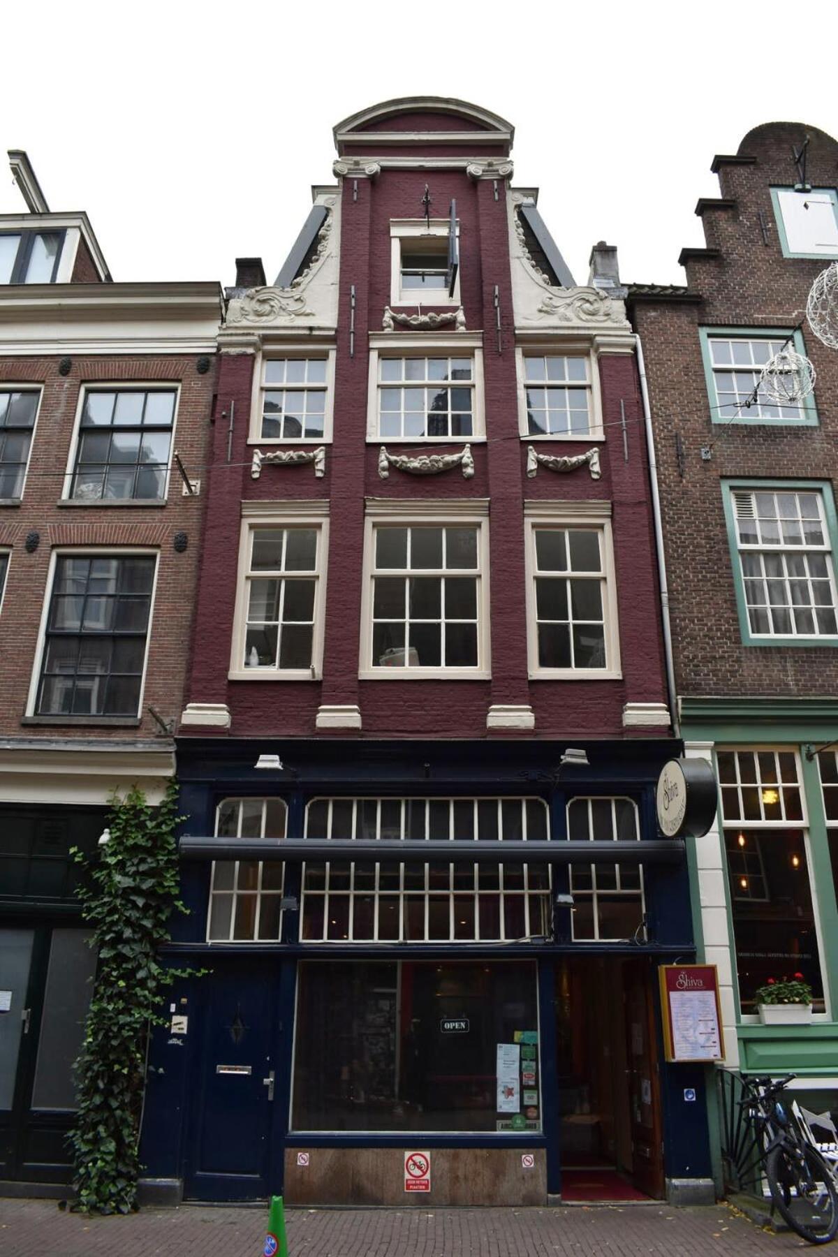 Rembrandtplein House A Panzió Amszterdam Kültér fotó